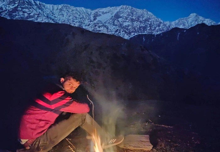 Book Your Triund Trek Package with Manchala Mushafir for best Services, Triund Trek night view